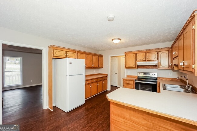 Building Photo - 165 Willow Shoals Dr