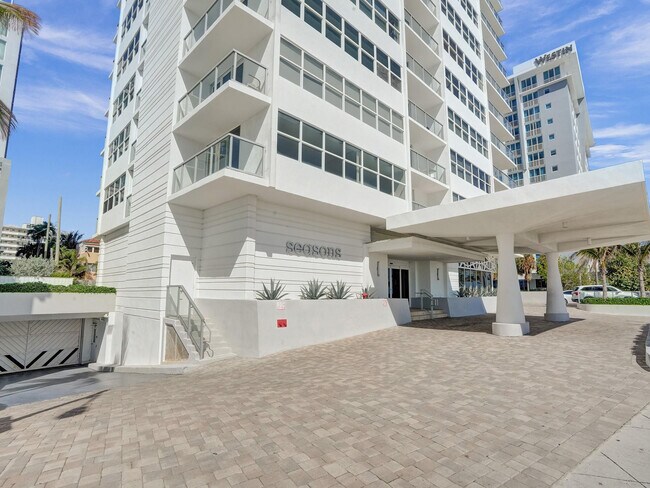 Building Photo - 209 N Fort Lauderdale Beach Blvd