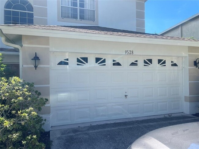 Primary Photo - 9528 Knightsbridge Cir