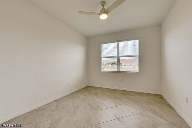 Building Photo - 2620 Vine Ave