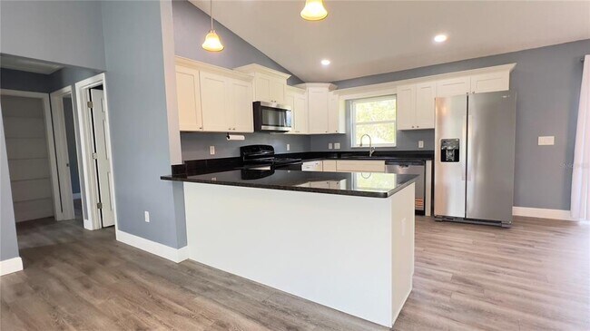 Building Photo - 3709 W Wilhelm St