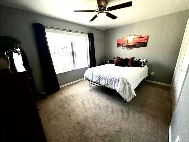 Building Photo - 8036 SE 175th Malmaison St