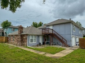 Building Photo - 11103 NW Player Dr