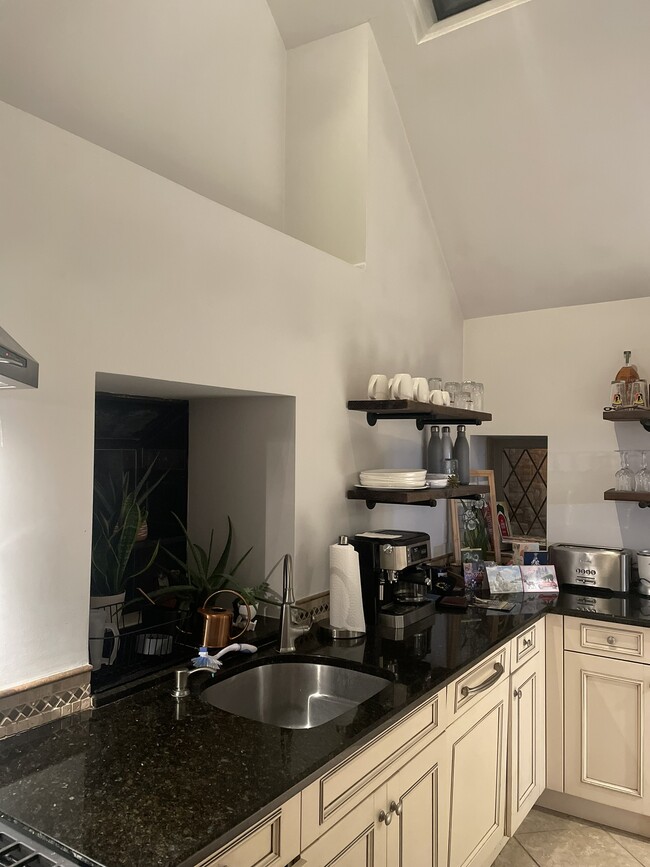 Kitchen - 2195 Long Ridge Rd