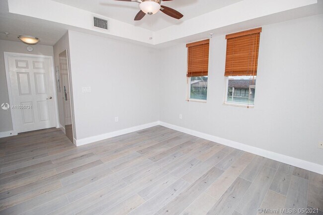 Building Photo - 9021 SW 94th St