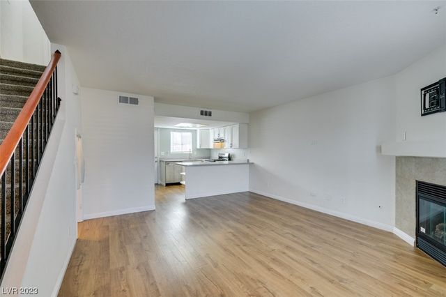 Building Photo - 457 Sellers Pl