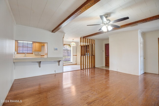 Building Photo - 512 Monarch Dr