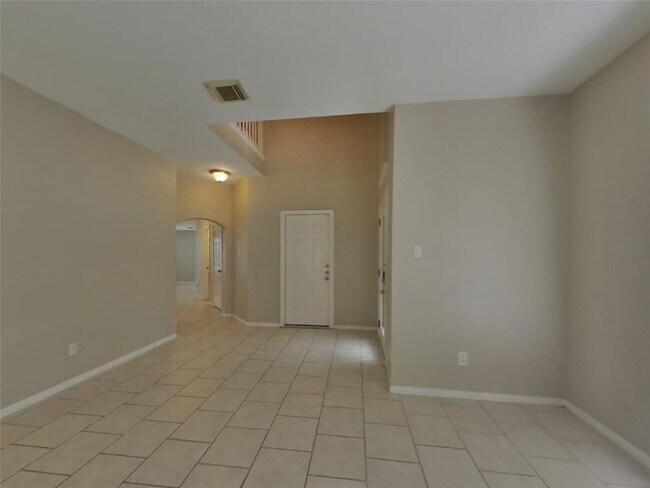 Building Photo - 7719 Trophy Pl Dr