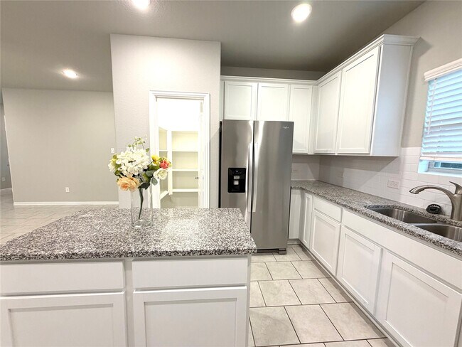 Building Photo - 31755 Wellington Pass