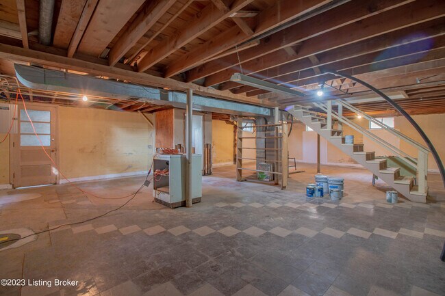 Building Photo - 3311 Dogwood Dr