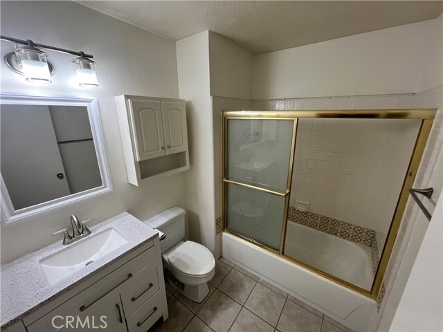 Building Photo - 22185 Rim Pointe