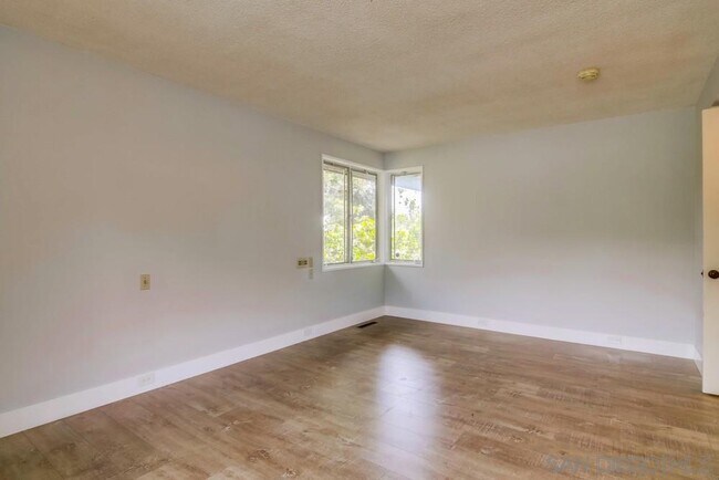 Building Photo - 631 San Gorgonio St