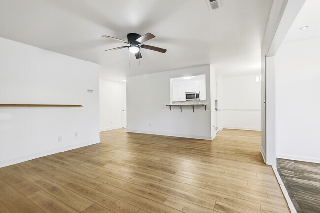 Building Photo - 1174 Village Creek Ln