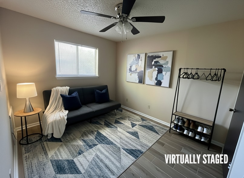 Building Photo - 425 W Avenue C