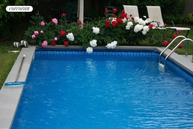 Building Photo - 26 Henry St