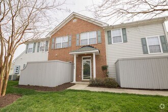 Building Photo - Beautiful Condo in Virginia Beach