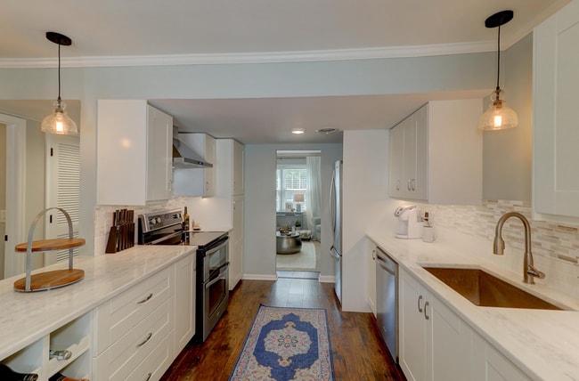 Primary Photo - Beautiful Mt. Pleasant Home!