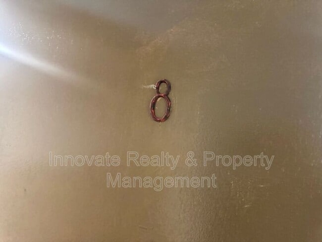 Building Photo - 29 Logan Ave