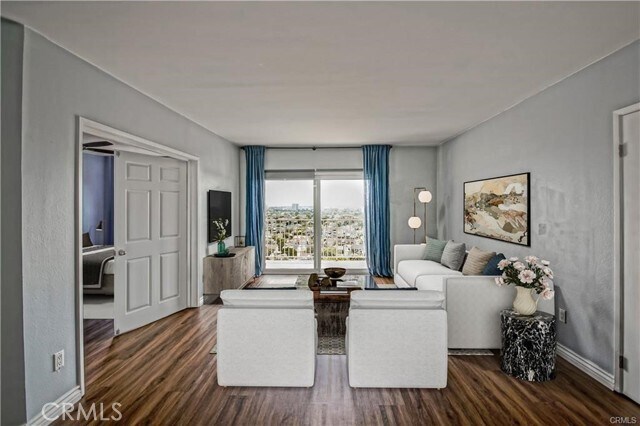 Building Photo - 1108 Camino Real