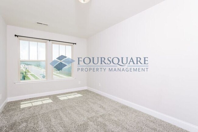 Building Photo - Stylish End-Unit Townhome with Open Floor Plan, Modern Kitchen & 1-Car Garage – Wendell, NC