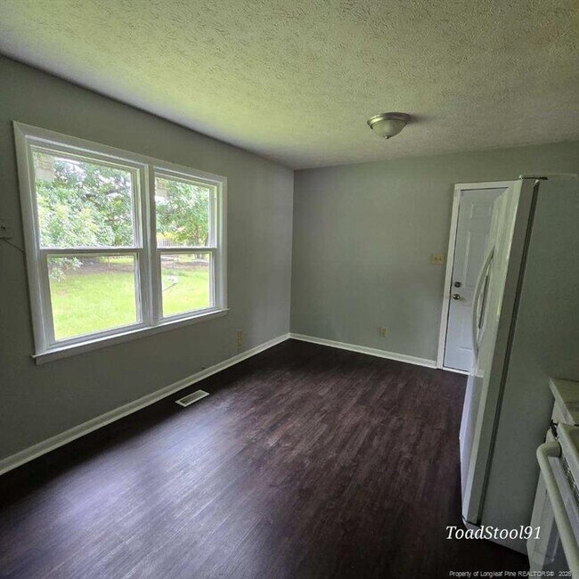 Building Photo - 6512 Kemper Ct