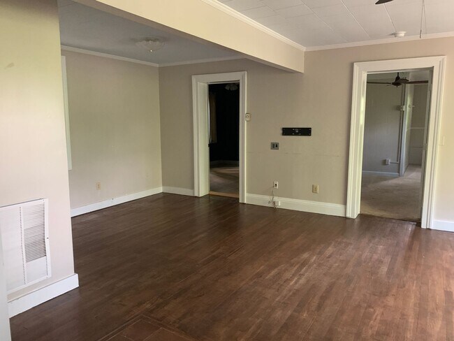 Building Photo - 181 Jordan Dr