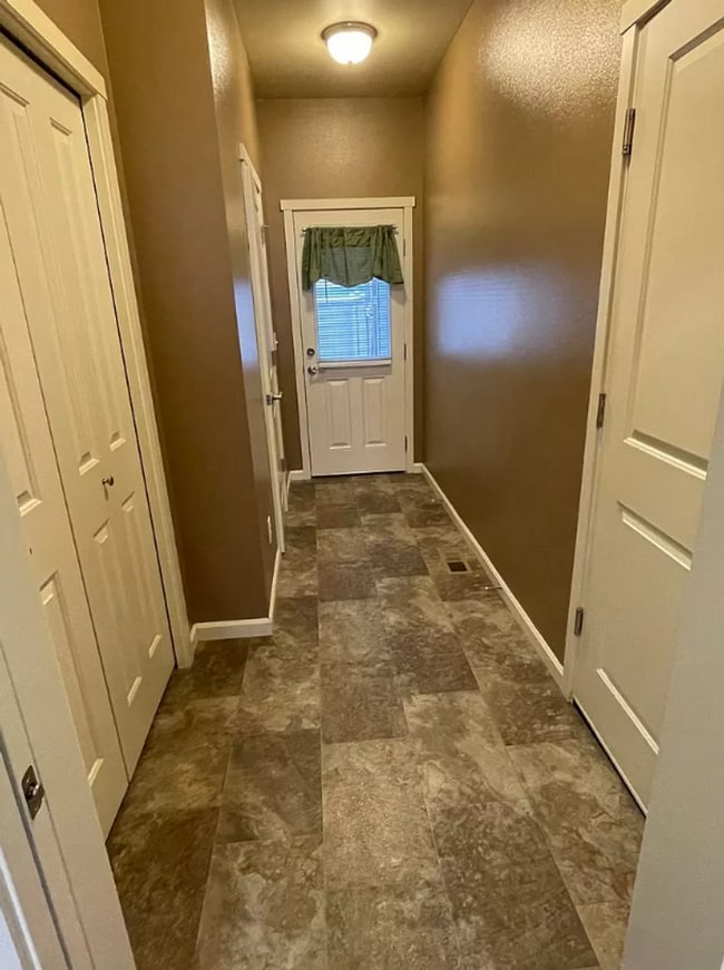Building Photo - Fantastic 3 Bedroom 2.5 Bath Home in Cordata!