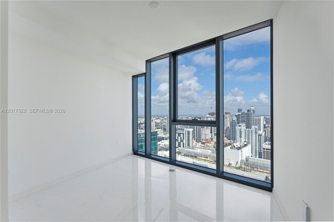 Building Photo - 300 Biscayne Blvd Way