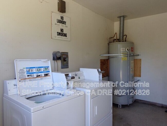 Building Photo - 508 Caledonia St