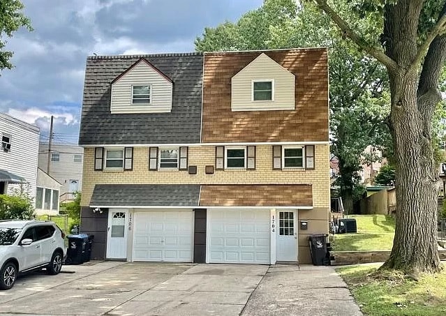 Building Photo - 1704 N Hills Dr