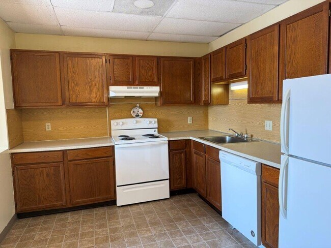 Building Photo - 46 S 8th St