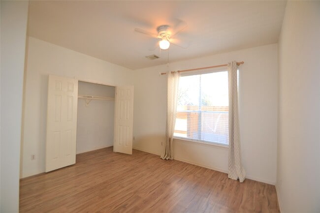 Building Photo - 15307 Amesbury Ln