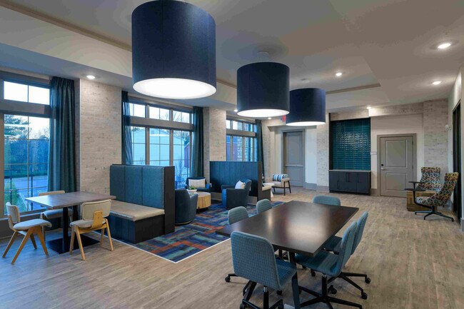 5.1.4.1.29_RKSU_Int_39_300ppi - Pavilion Kennesaw