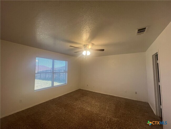 Building Photo - 5504 Holster Dr