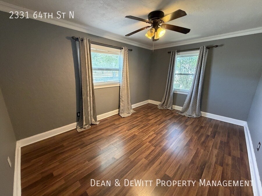 Building Photo - 2 Bed/1 Bath