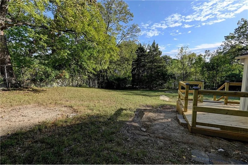 Building Photo - 611 S Overton Ave