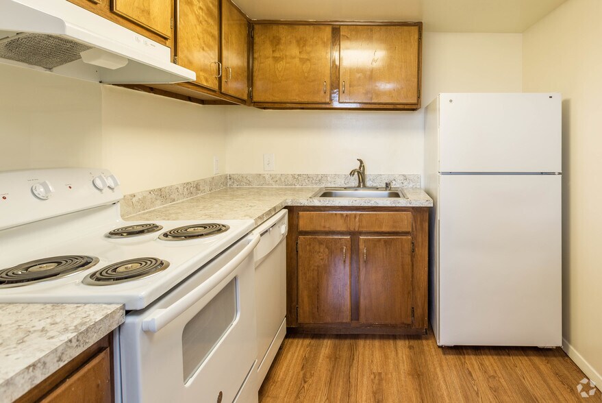 Meadow Creek Apartments 775 Eagles Ct Westminster MD 21158 Apartment Finder