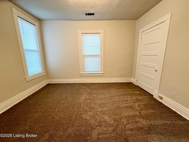 Building Photo - 2220 Payne St