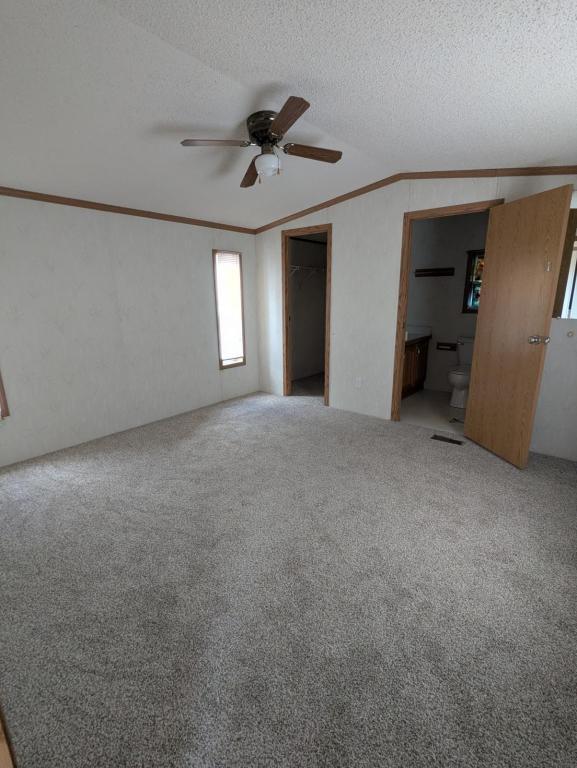 Building Photo - 611 W Matthews St