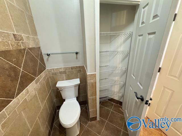 Building Photo - 492 SW Sussex Dr