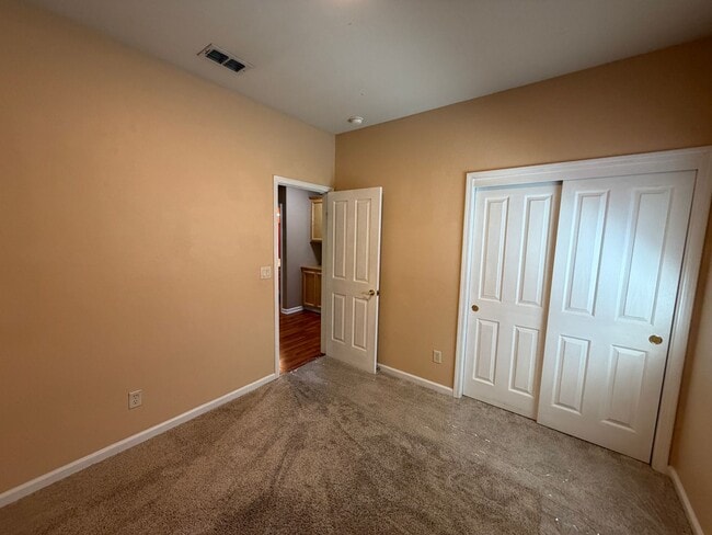 Building Photo - Beautiful Home in Cresleigh Ranch Village