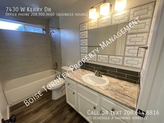 Building Photo - 7430 W Kerry Dr