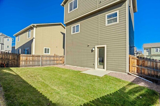 Building Photo - Modern 3bd Home Near Peterson AFB on Power...