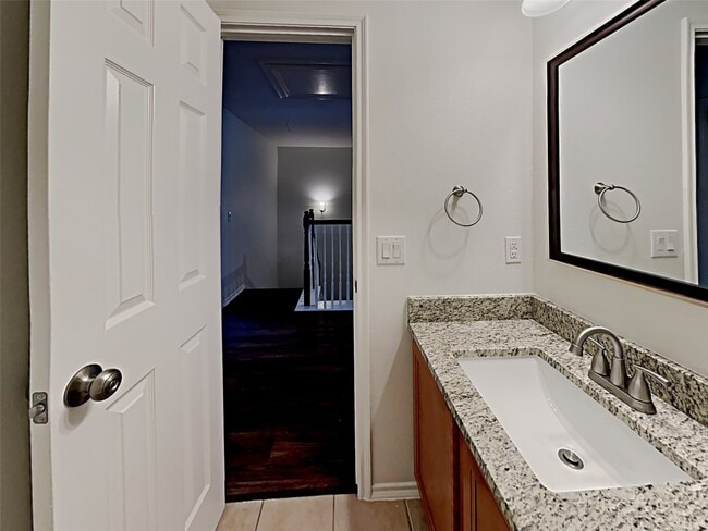 Building Photo - 2822 Woodspring Forest Dr