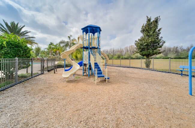 Building Photo - 2905 Winglewood Cir