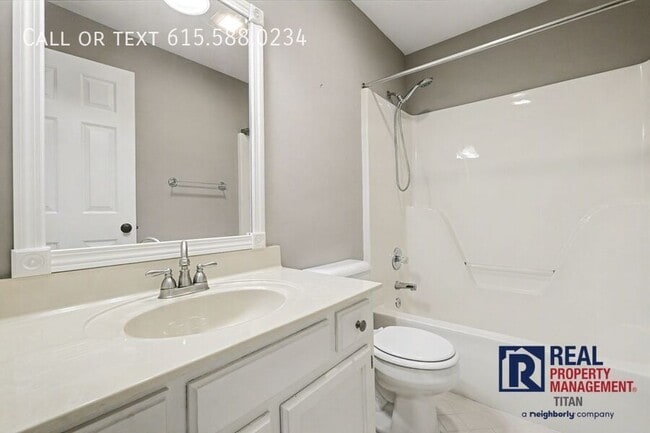 Building Photo - 205 Seneca Ct