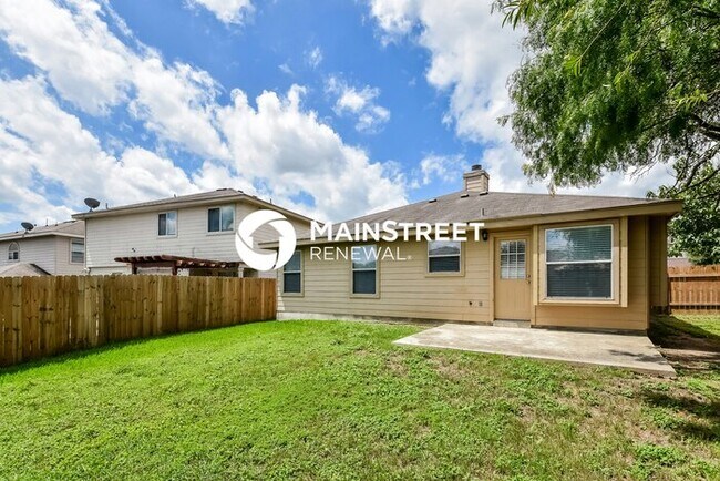 Building Photo - 3 Bedroom Pet-Friendly Home in San Antonio...