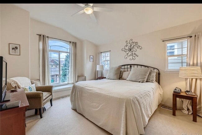 Building Photo - 1332 Carlyle Park Cir