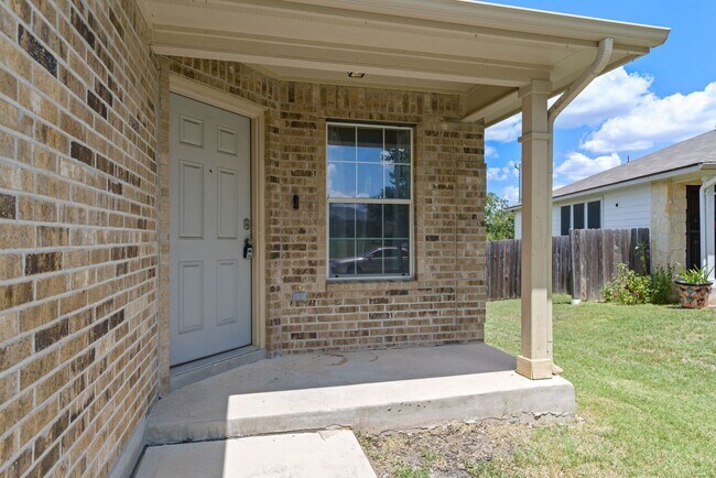 Building Photo - 3 Bedroom/2 Bedroom Highland Farms Subdivi...