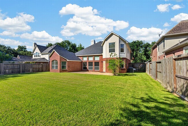 Building Photo - 8519 Babbling Brook Ct